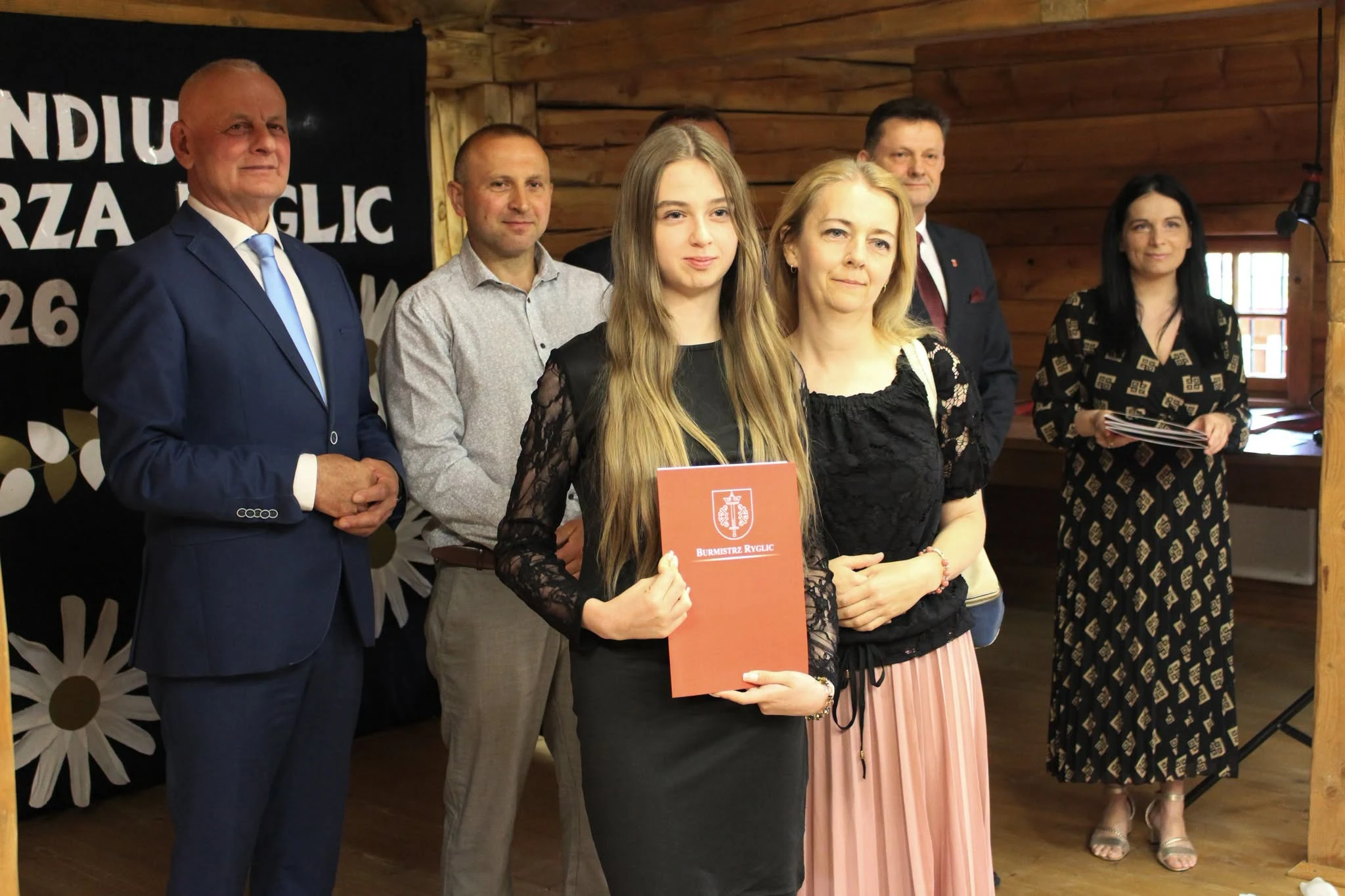 Gala Stypendialna w Ryglicach – nagrodzono najlepszych uczniów — zdjęcie 10