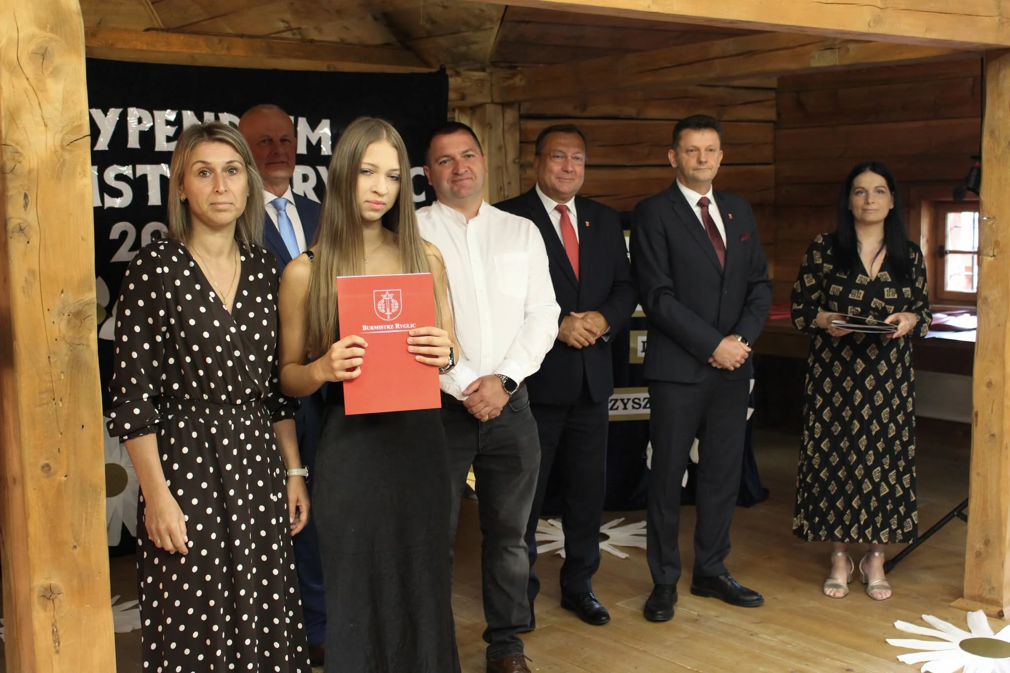 Gala Stypendialna w Ryglicach – nagrodzono najlepszych uczniów — zdjęcie 11