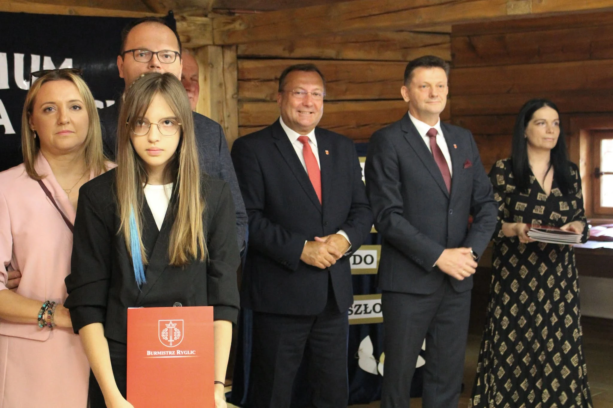 Gala Stypendialna w Ryglicach – nagrodzono najlepszych uczniów — zdjęcie 13