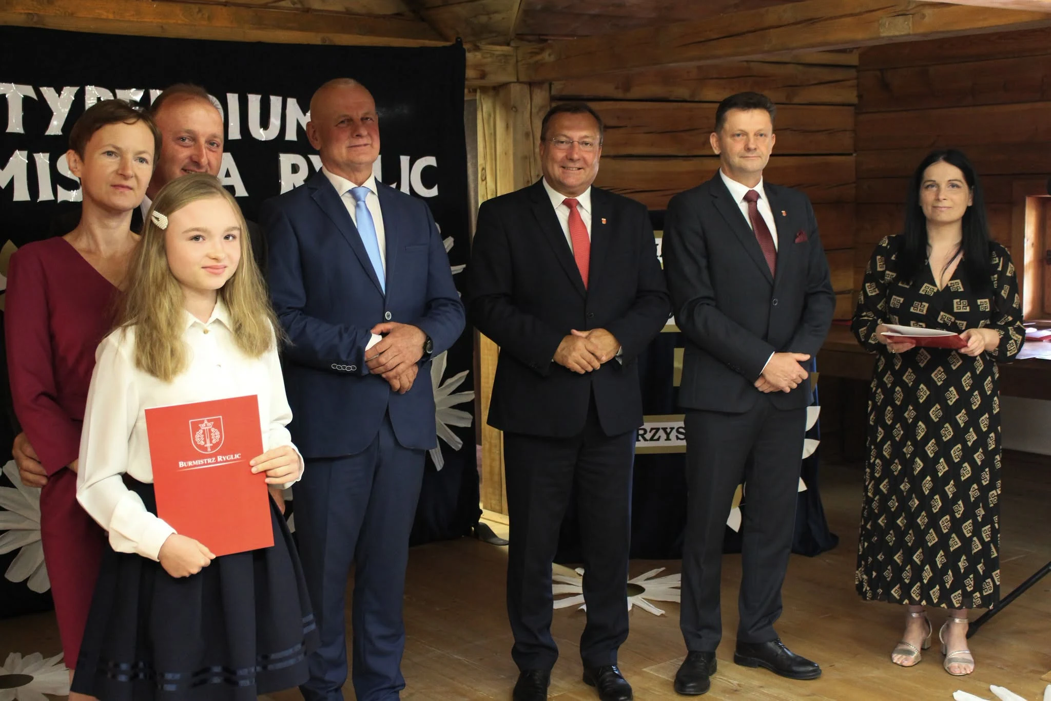 Gala Stypendialna w Ryglicach – nagrodzono najlepszych uczniów — zdjęcie 23